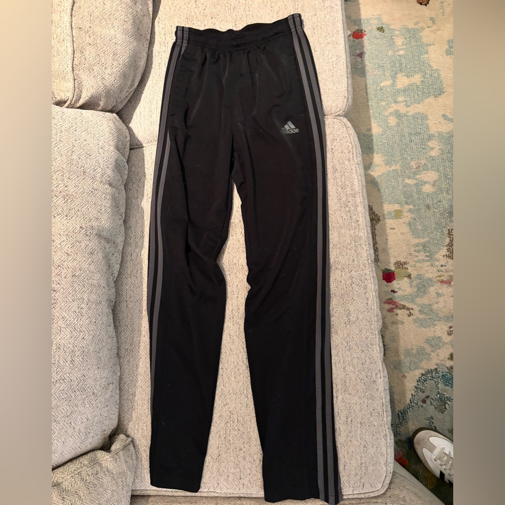 Men’s track pants, black with zippered bottoms